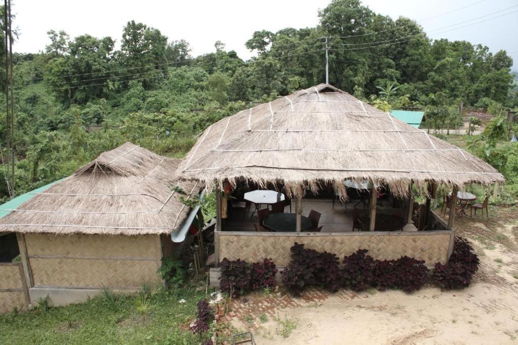 Fanush Resort Bandarban Bagian luar foto